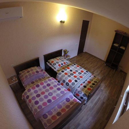 Glide Hostel Erévan Extérieur photo
